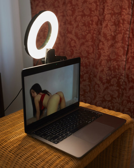 _Mariah Morvant star exclusive photos