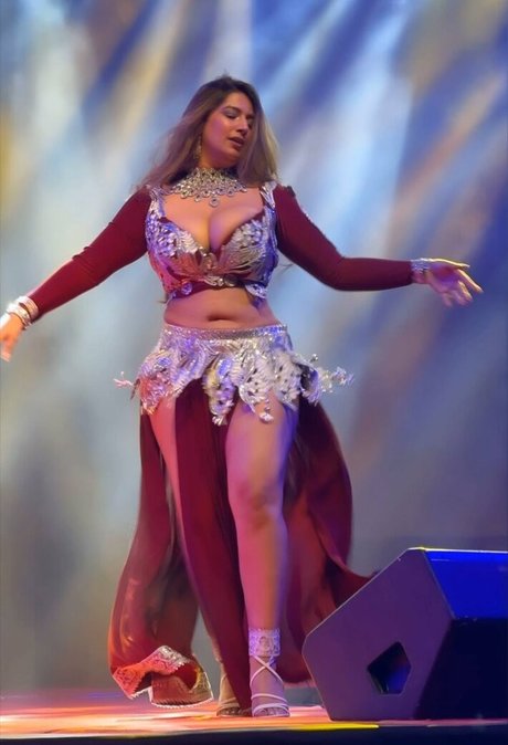 Rasha Kirmani nude model galleries