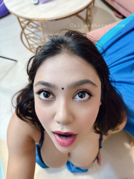 Call Me Sherni sexy pornstar pic