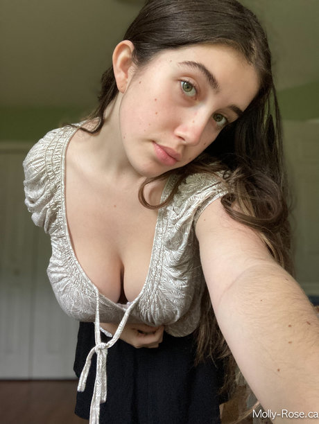 _Molly Barkasy star nude pic