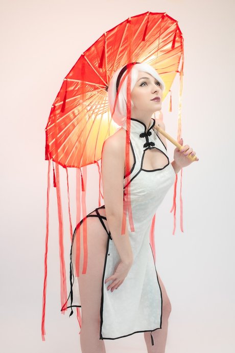 Dear Iris porn actress img