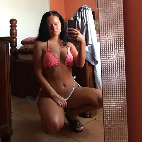 Kymber Sauerwine_ high quality pornstar image