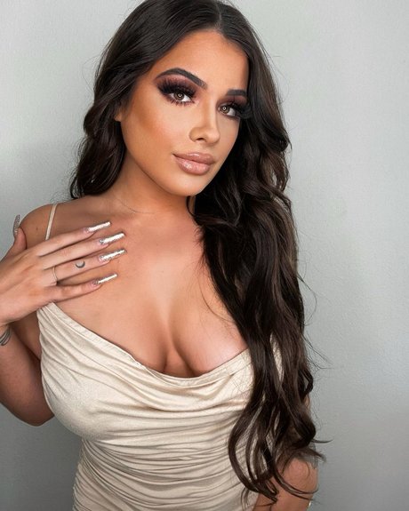 Taylor Stewart_ xxx model archive