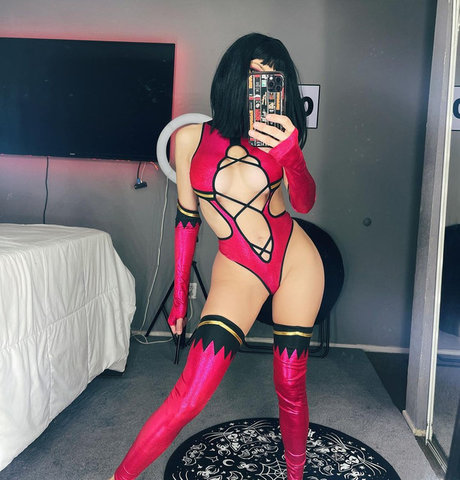 Laura Amuyus_ best model images