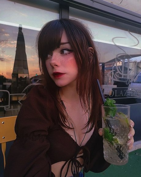 Little Giuli erotic star gallery