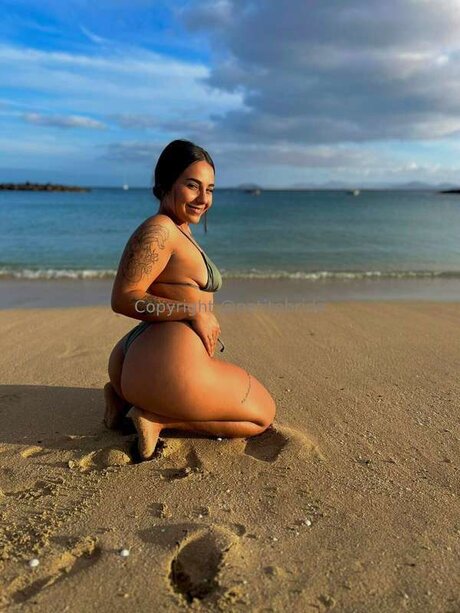 Freepetitebrida erotic star gallery