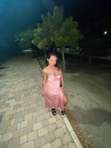 Freepetitebrida pornographic star pictures