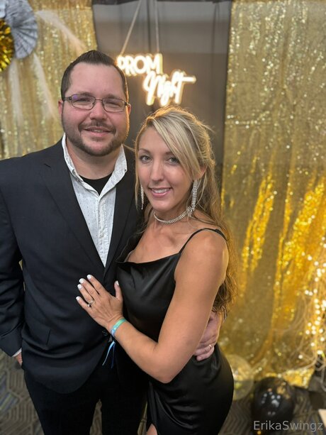 Erikaswingz model naked picture