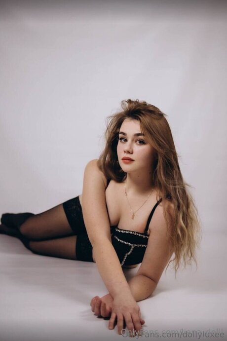 Liana Dolll naked actress archive