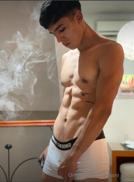 Big Eze23 erotic actress gallery