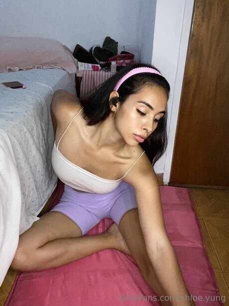 Chloe Yung star archive