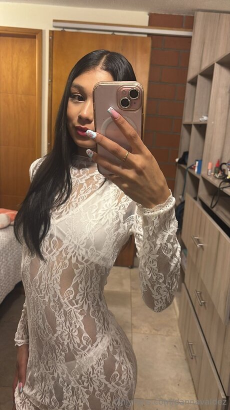 Dannavaldez adult model gallery