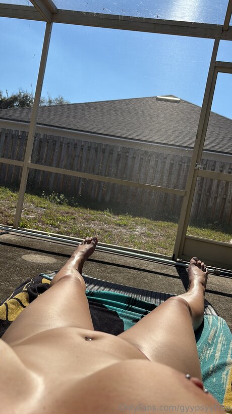 Gyypsyyfree nice model pic