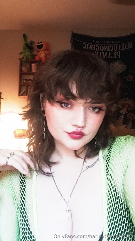 Harleythebanshee naked actress galleries