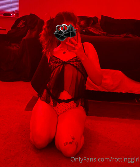 Unholyvii naked actress pictures