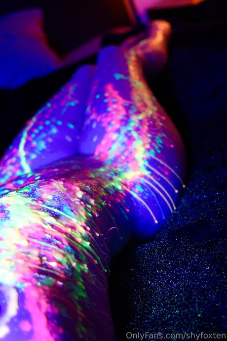 Shyfoxten model art image