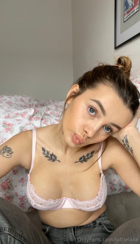 Lottielake star beautiful images