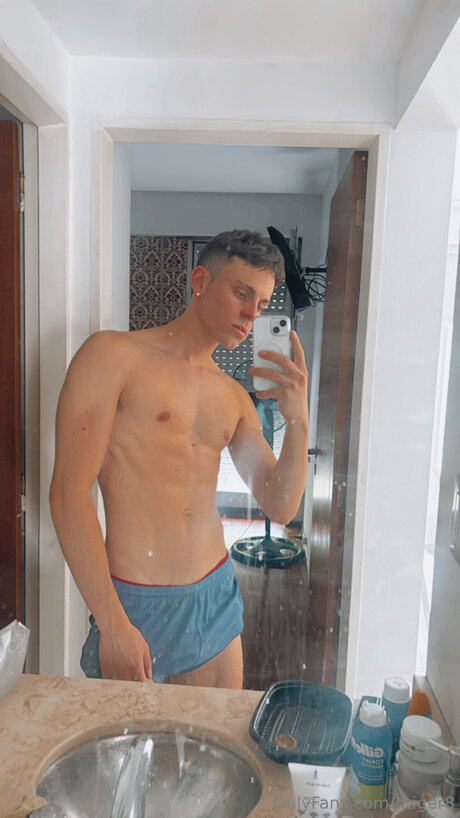 Gtiger8 erotic model photo