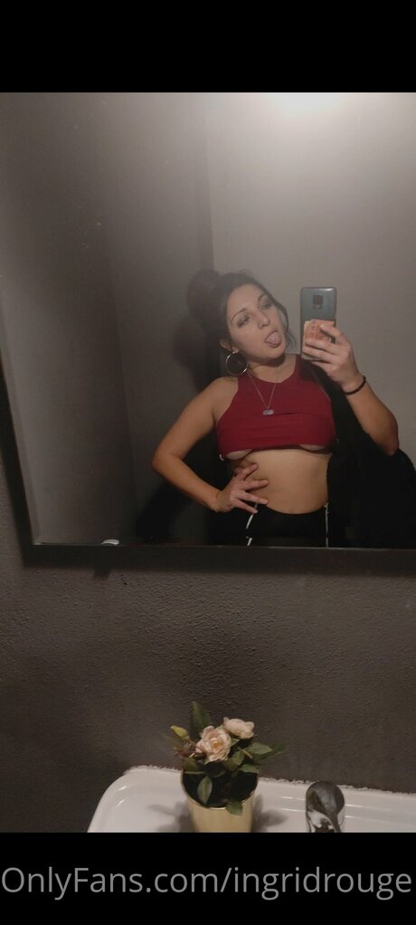 Ingridrouge hot pornstar img