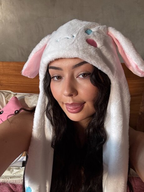 Curlymoana porn star archive