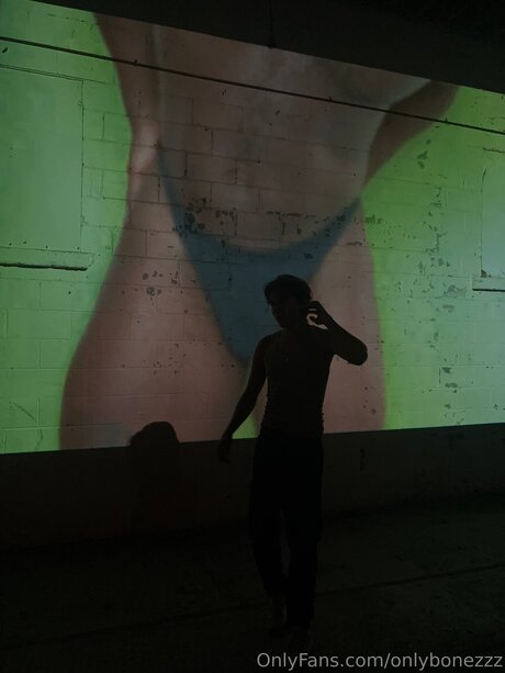 Onlybonezzz model gallery