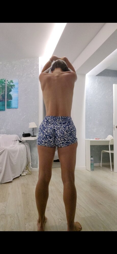 Auraparadis model beautiful img