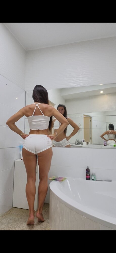 Auraparadis nudes actress pics