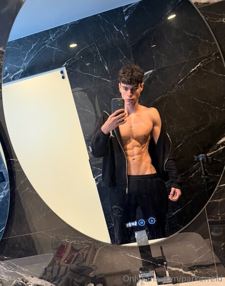 Parkerreid exclusive star images