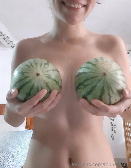 Lepusuwu naked pornstar archive