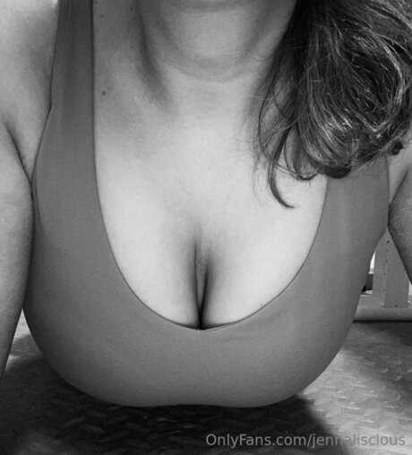 Jennaliscious model best photo