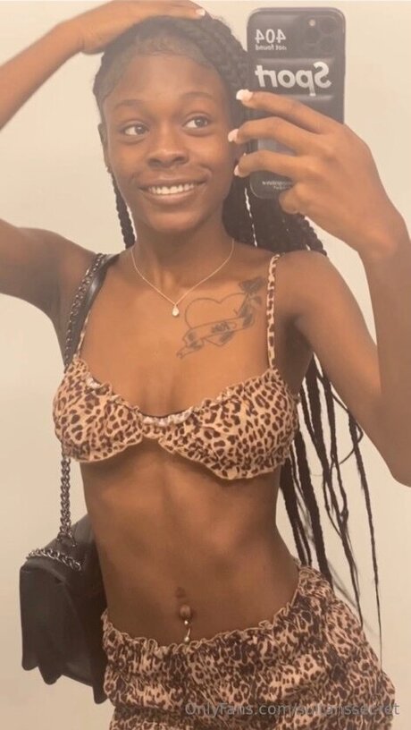 Sultanssecret high quality actress photo