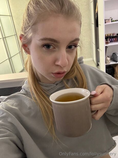 Lollysunnery pornographic model img