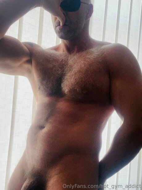 Hot Gym Addict beautiful model photos