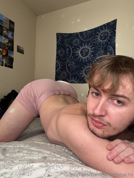 Moonbeachs hd pornstar img