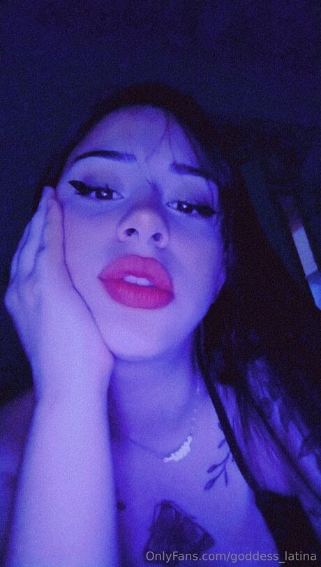 Goddess Latina top model pictures