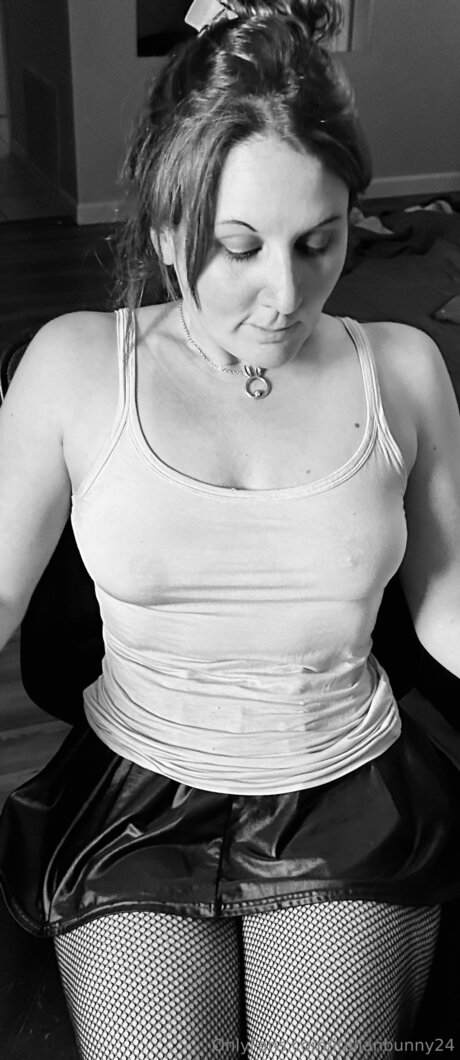 Italianbunny24 xxx model photo