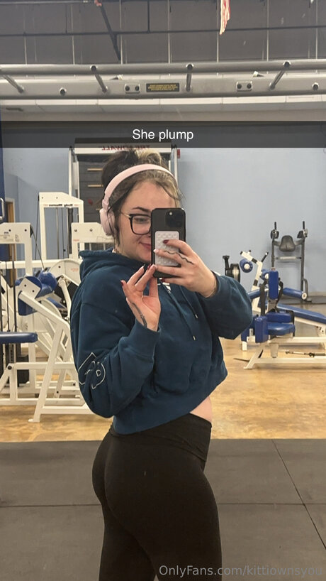 Kittiownsyou pornstar nice archive