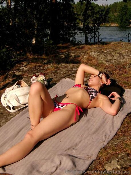 Gyberhorovip erotic actress picture