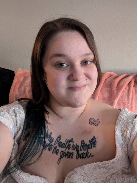 Justkelly sex model image