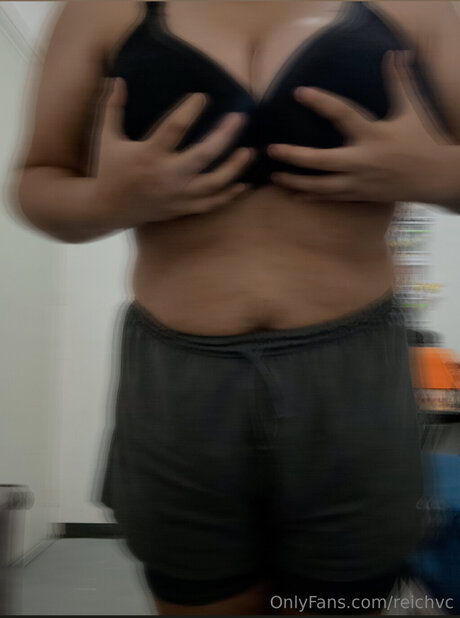 Reichvc adult model picture