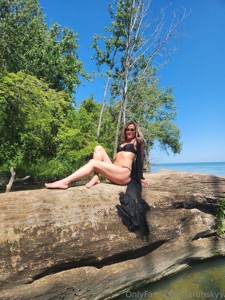 Farahskyy free model galleries