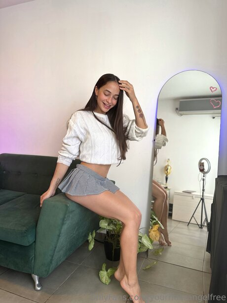 Yourriderangelfree model pornographic image