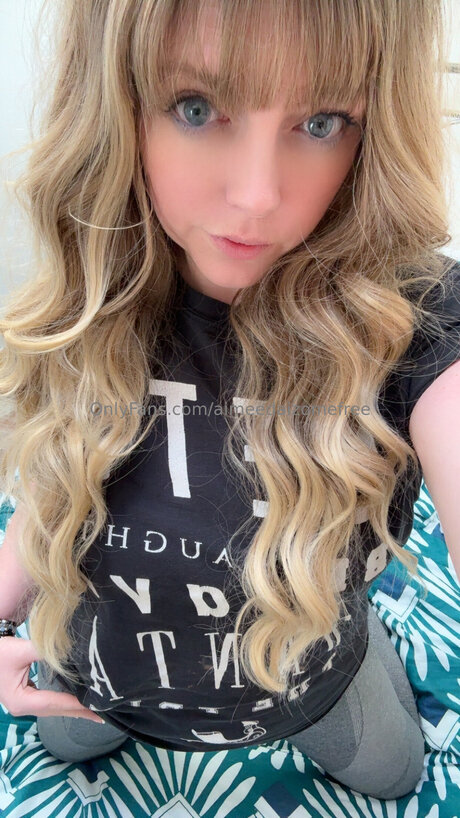 Inkedcurvymum pornstar pictures