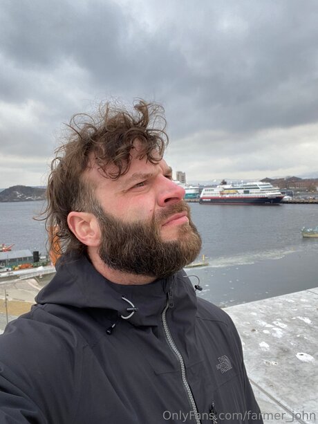 Farmer John free model photos