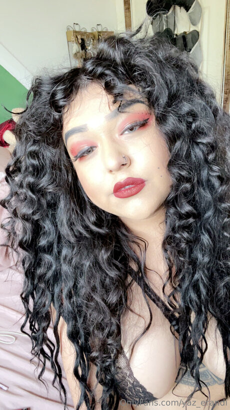 Yaz Erandi sexy star archive