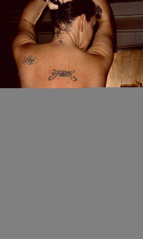 Kristalkrush model free images