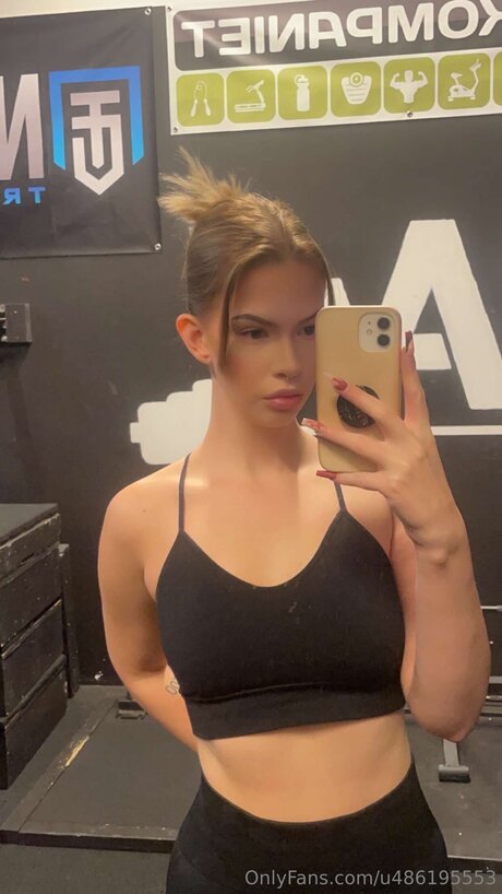 Moollyyx beautiful star photo