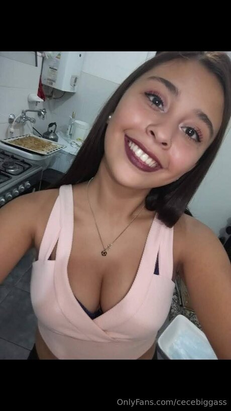 Cecebiggass model porn images