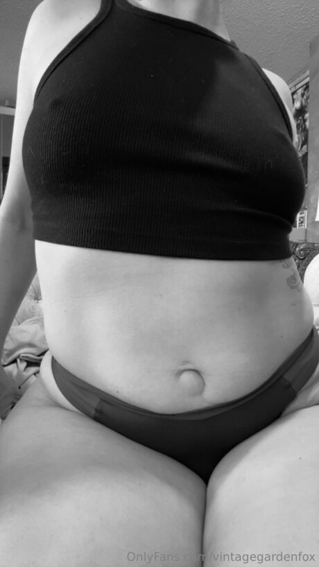 Vintagegardenfox sexy actress image