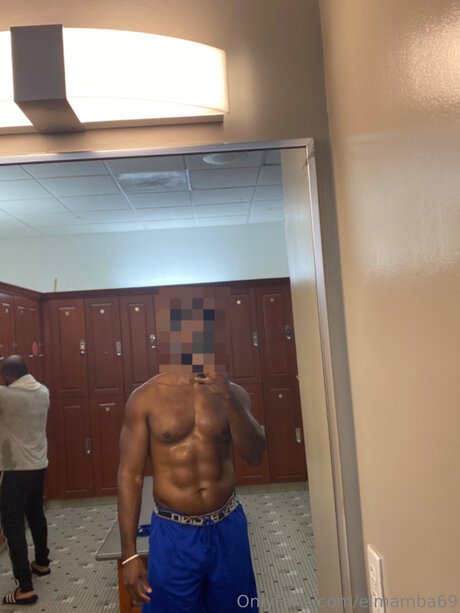 Elmamba69 exclusive model photo